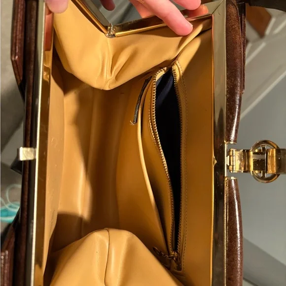 Vintage "by Caprio" Structured Mocha Color Shoulder Bag – 60s/70s Retro Classic - Picture 5 of 6